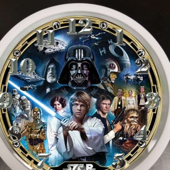 COPY - Star Wars led clock - Picture 3 of 4